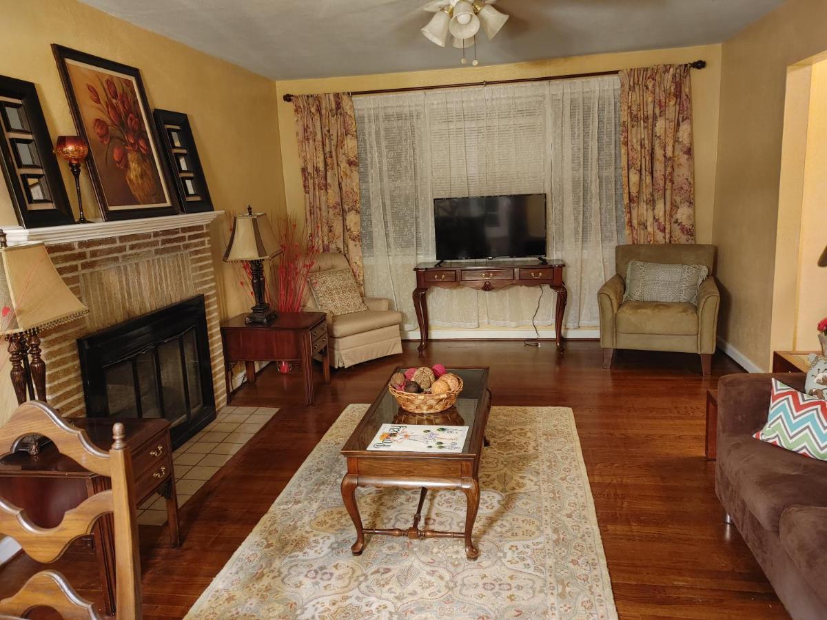 The Kind House Hosting, Low Monthly Rates, Traveling Nurses, Fletc, & Travelers! ブランズウィック エクステリア 写真